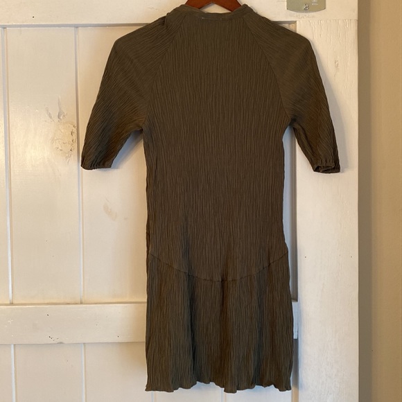 Topshop textured chuck on mini shirt dress in khaki. Great condition. Size 6. - Picture 8 of 8